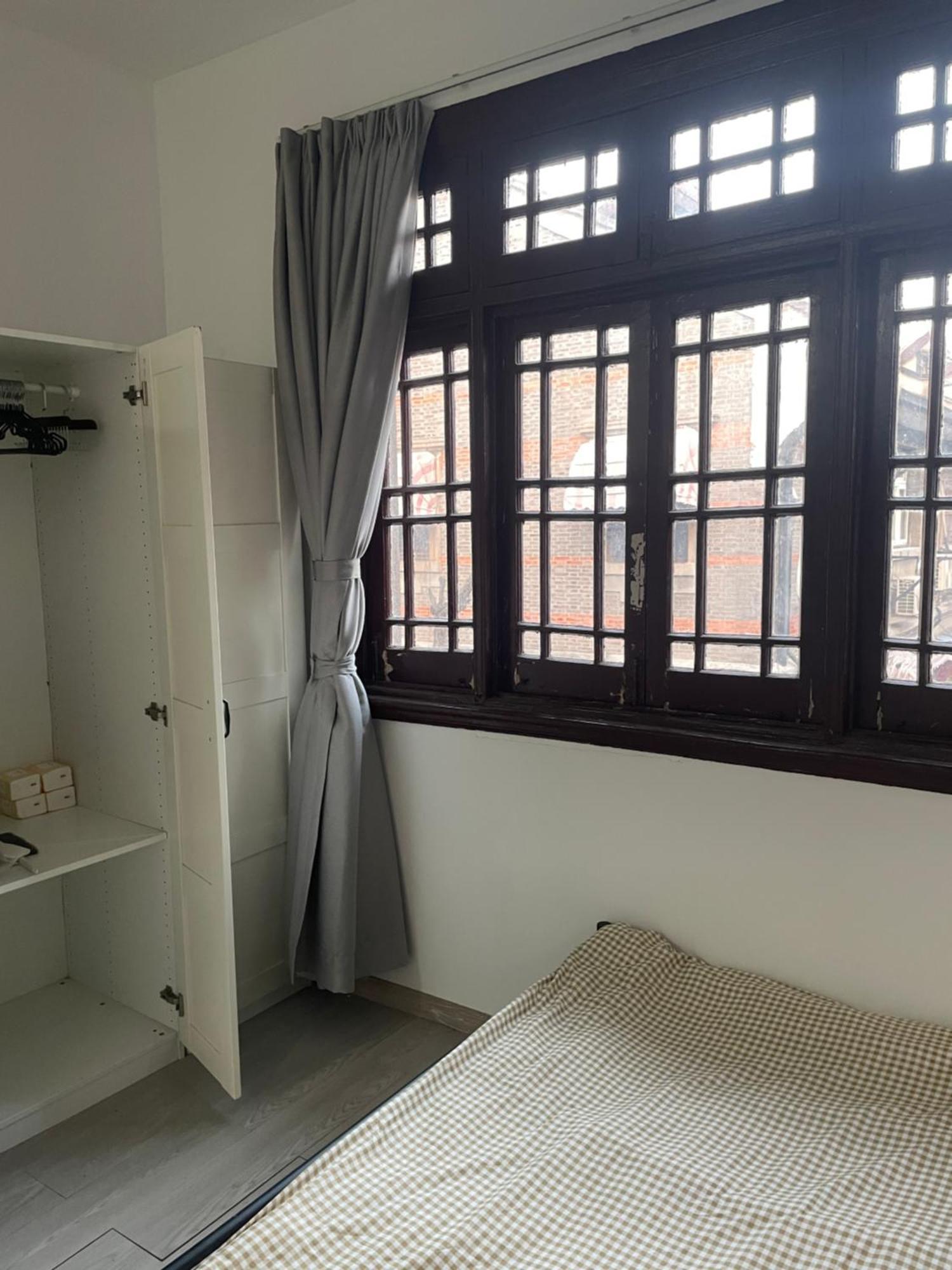 Old Alleyway Apartment